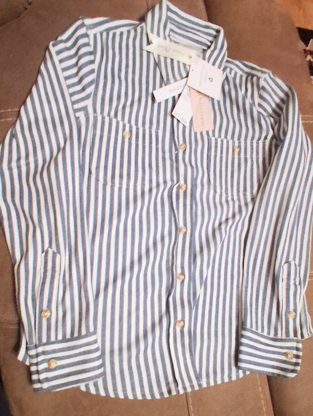NWT PEtite Ladies Top, Ivory, Blue Stripe, By DEMOCRACY Sz PS , MSRP $78.